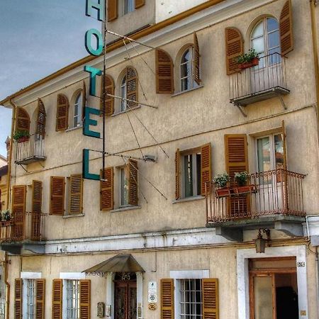 Hotel Pino Torinese Eksteriør bilde