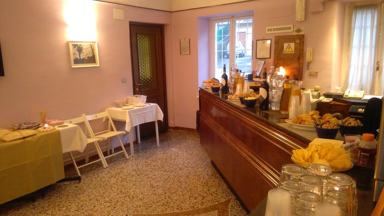 Hotel Pino Torinese Eksteriør bilde