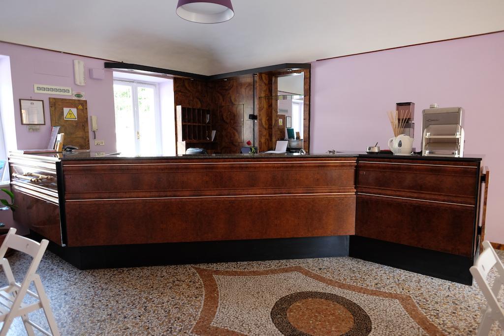 Hotel Pino Torinese Eksteriør bilde