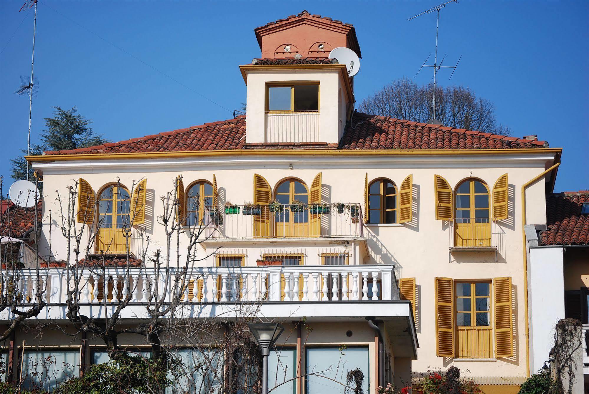 Hotel Pino Torinese Eksteriør bilde