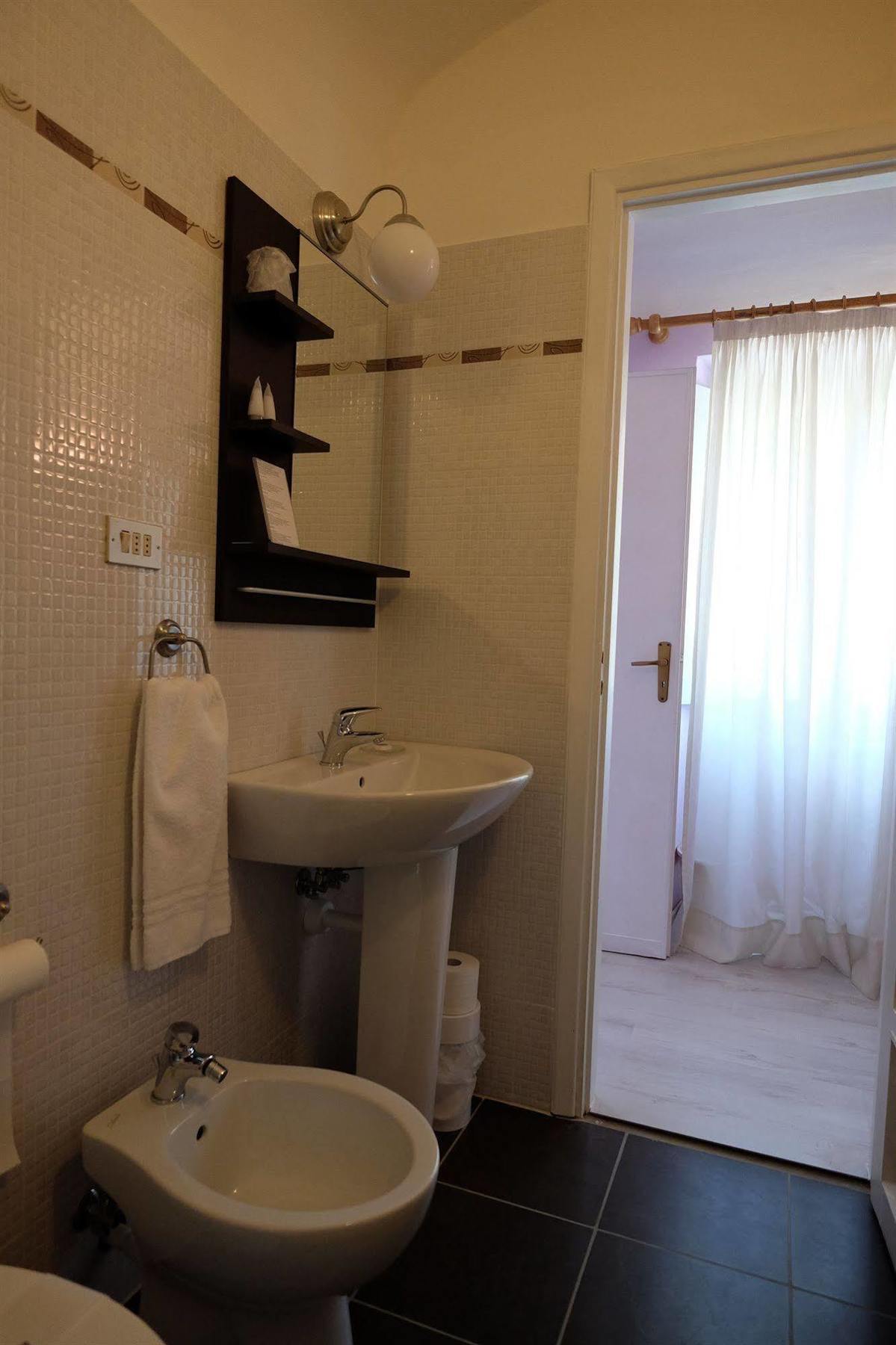 Hotel Pino Torinese Eksteriør bilde